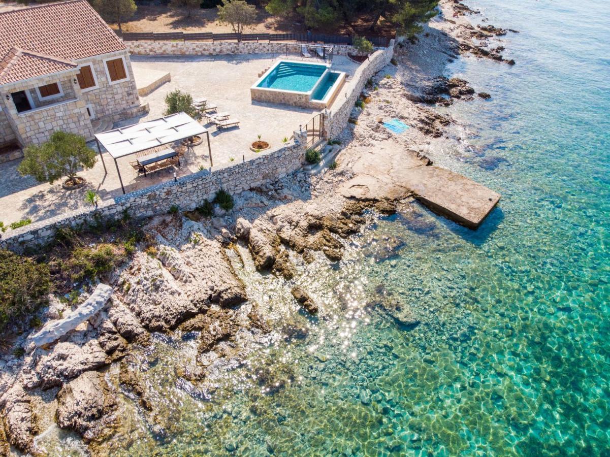 Villa Rudini With Heated Pool Okrug Gornji Exteriér fotografie