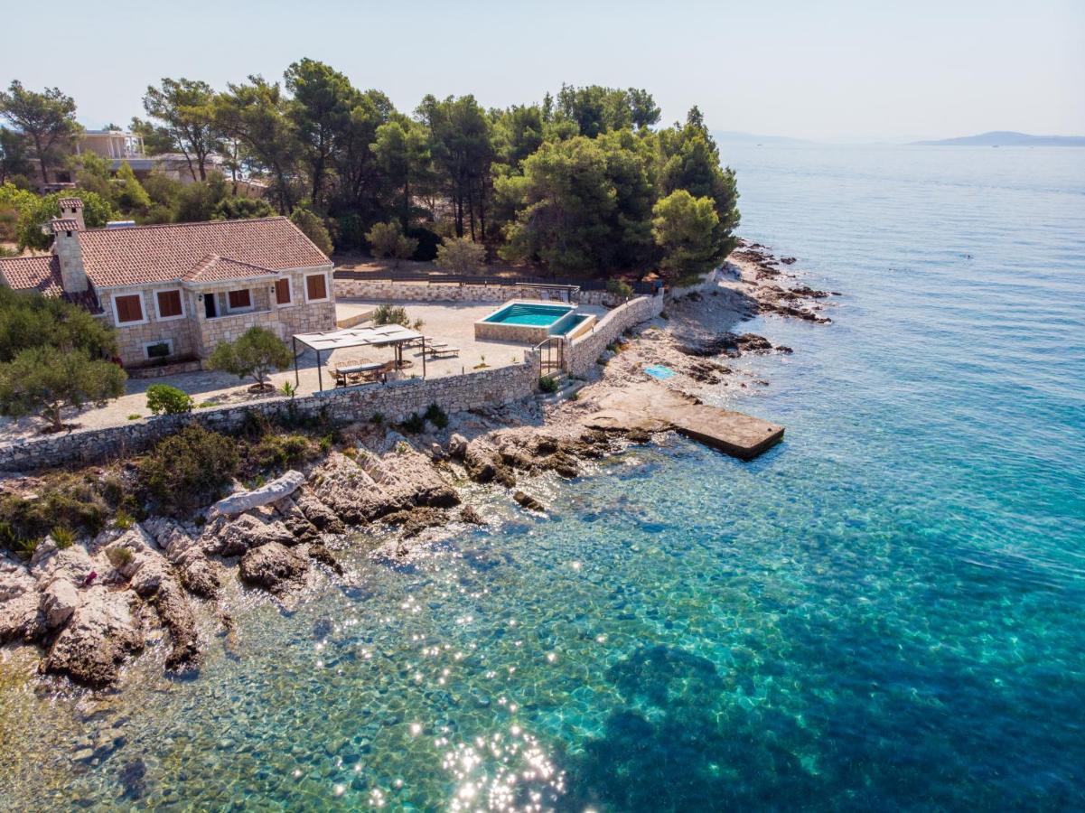 Villa Rudini With Heated Pool Okrug Gornji Exteriér fotografie