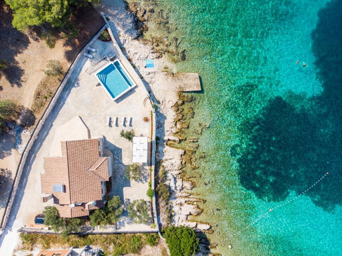 Villa Rudini With Heated Pool Okrug Gornji Exteriér fotografie