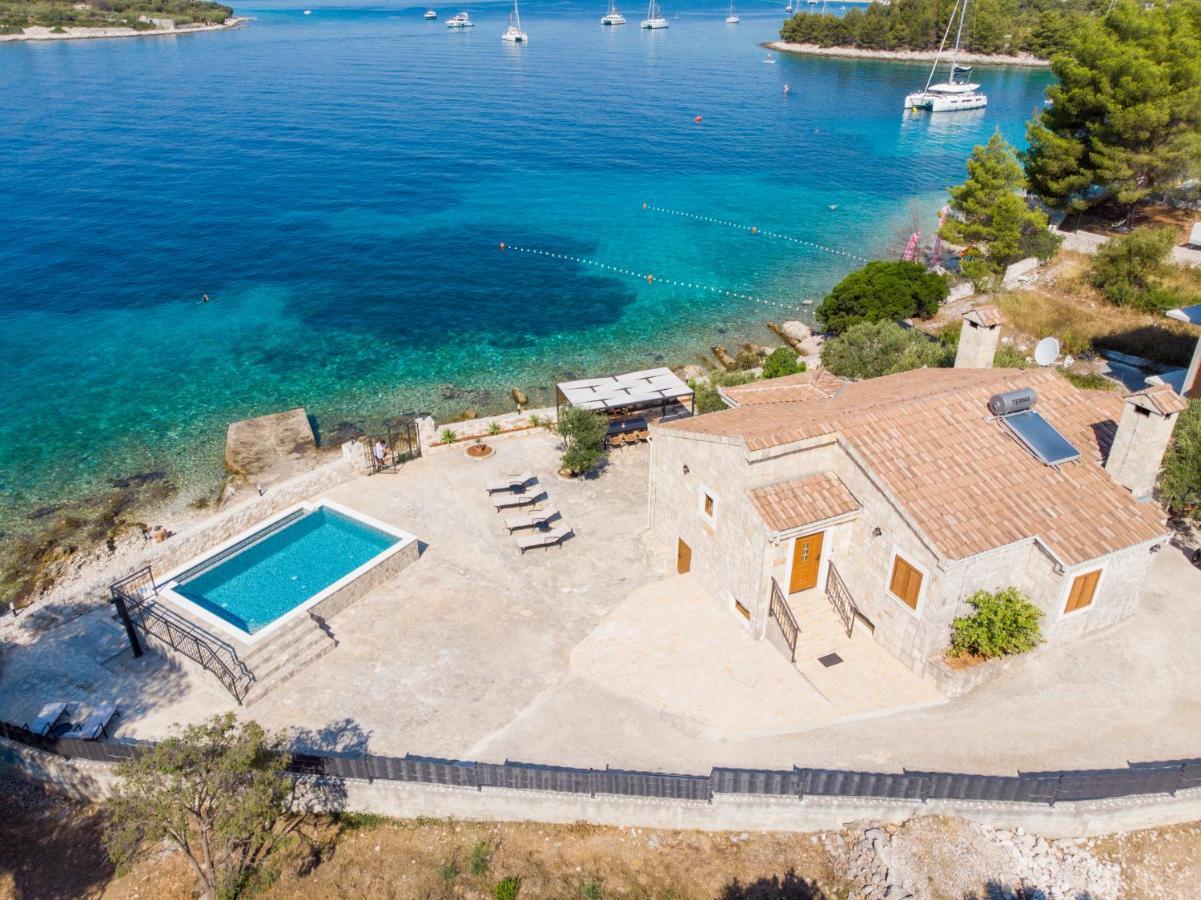 Villa Rudini With Heated Pool Okrug Gornji Exteriér fotografie