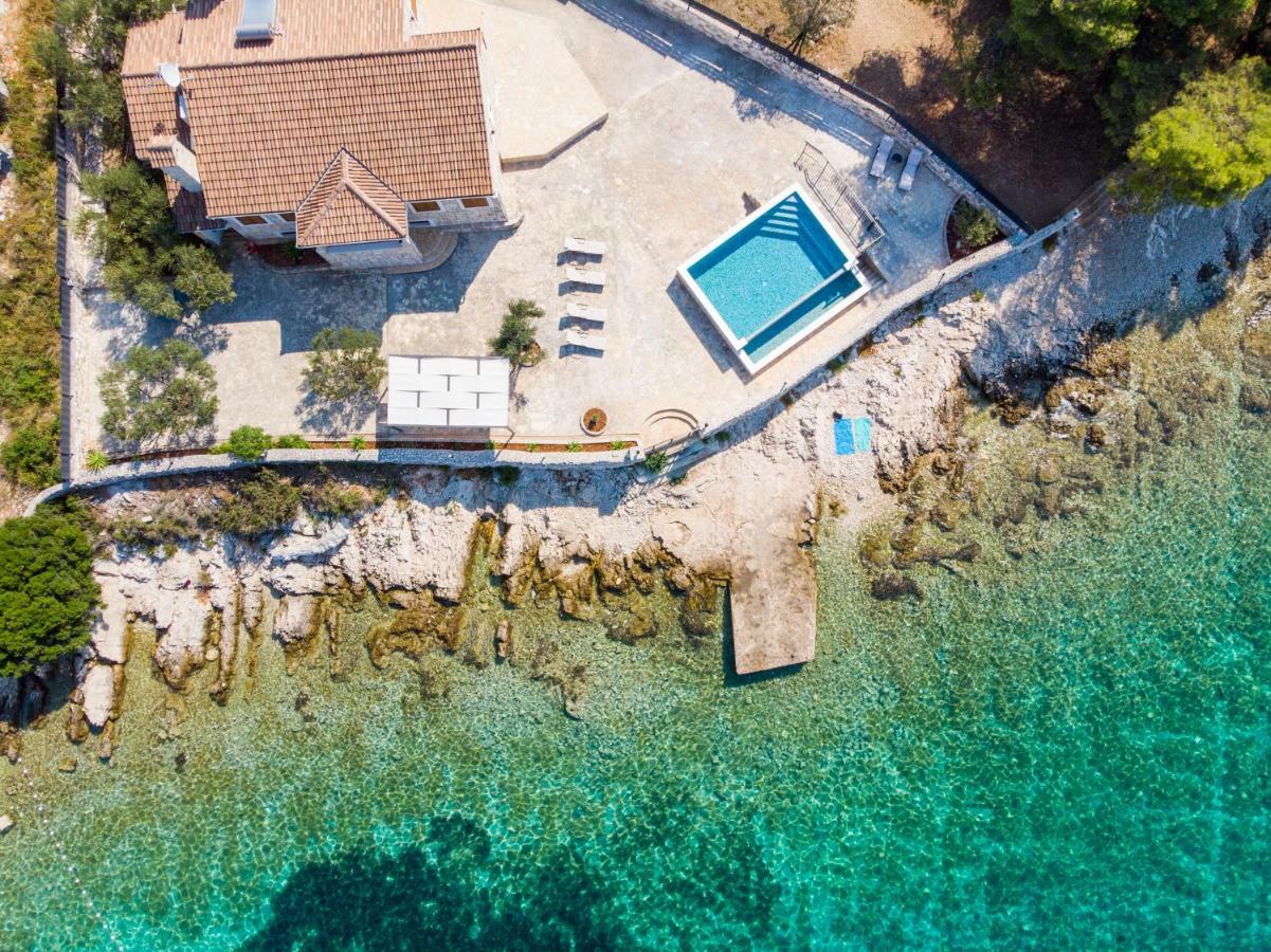Villa Rudini With Heated Pool Okrug Gornji Exteriér fotografie